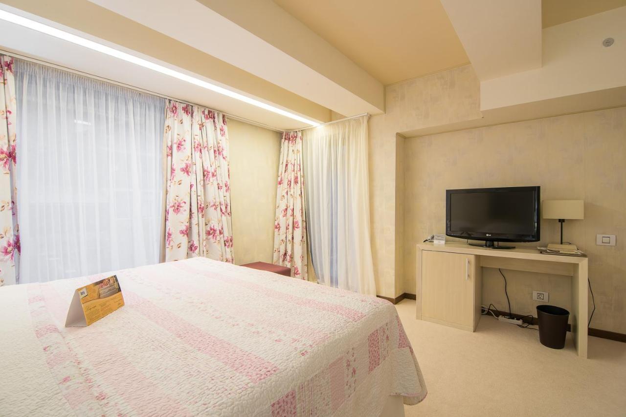 סינאיה Ioana Boutique Hotel מראה חיצוני תמונה